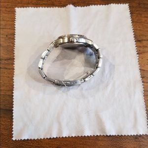 Armitron Accessories - Men’s Armitron stainless steel watch Armitron Accessories - Men’s Armitron stainless steel watch